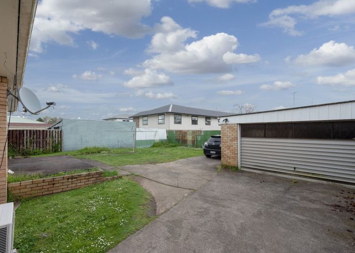  at 111 Knighton Road, Hillcrest, Hamilton