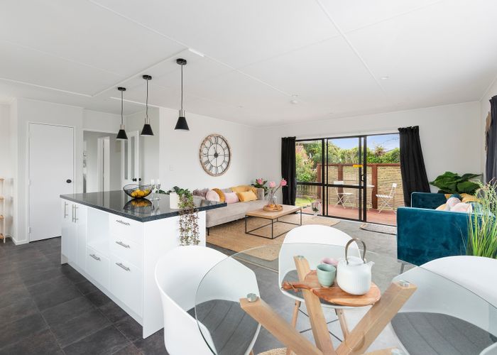 at 17 Atkinson Road, Hurworth, New Plymouth