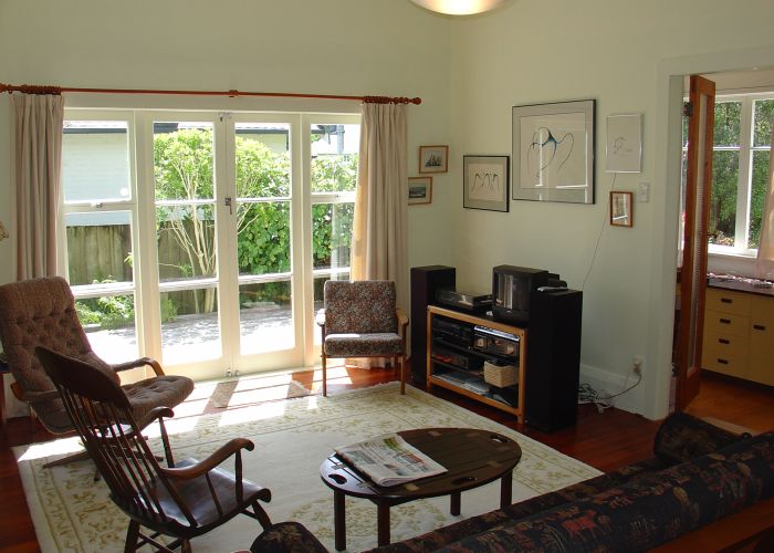  at 1/6 Ambury Avenue, Royal Oak, Auckland