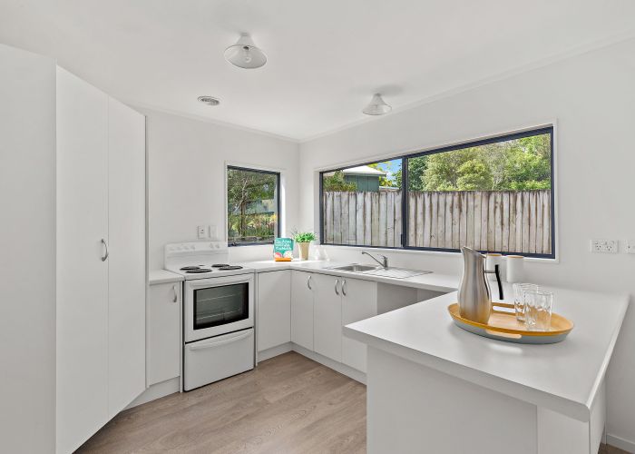  at 2/8 Centennial Park Road, Wellsford