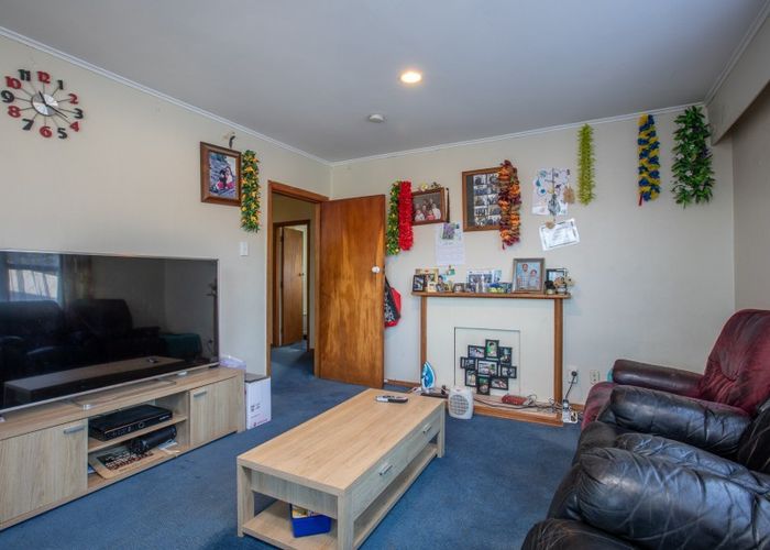  at 23 Northumberland Street, Cannons Creek, Porirua