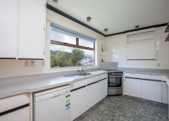  at 17 Oriwa Street, Waikanae