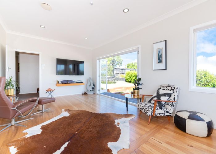  at 50 Quebec Road, Milford, Auckland