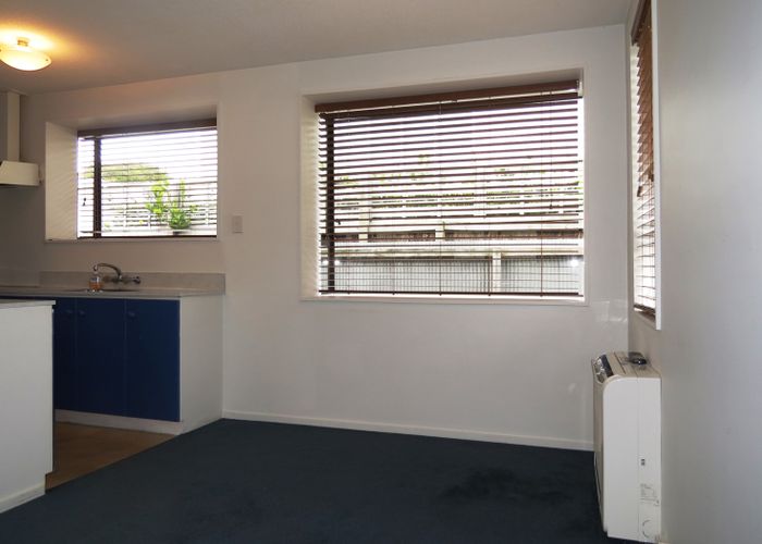  at 2/25 Rutland Street, St Albans, Christchurch