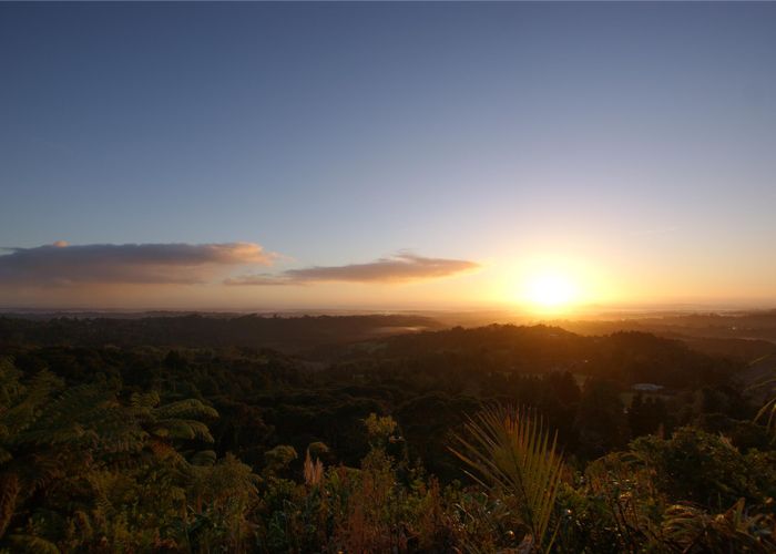  at 850 West Coast Road, Waiatarua, Auckland