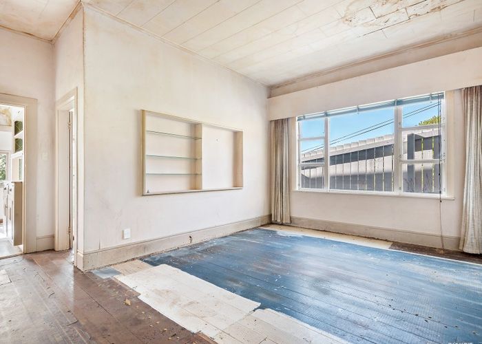  at 148 Washington Avenue, Brooklyn, Wellington