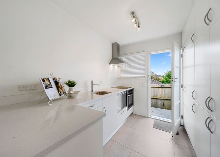  at 5/77 Wellington Street, Howick, Auckland