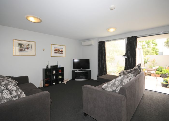  at 2 Oakford Close, Riccarton, Christchurch