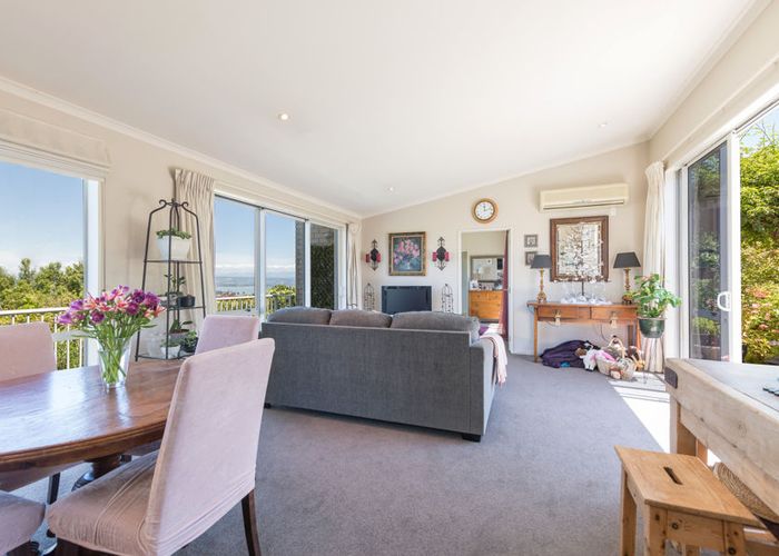  at 2 Commodore Place, Britannia Heights, Nelson