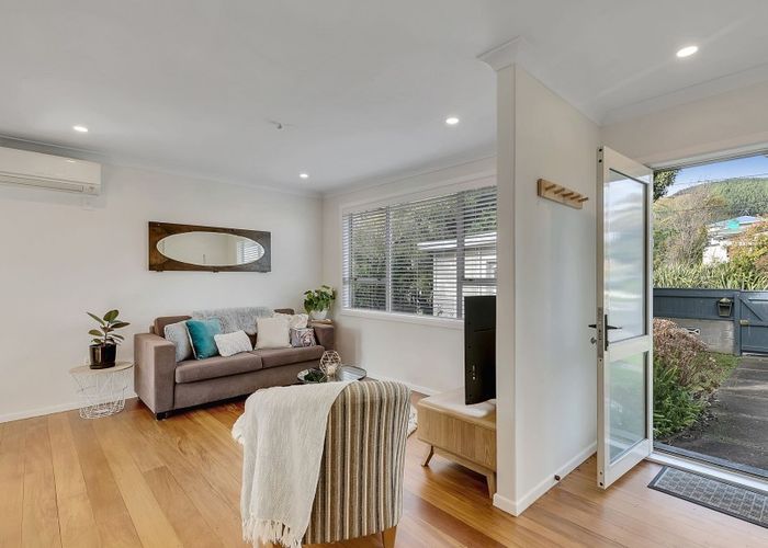  at 89 Bell Street, Tawa, Wellington