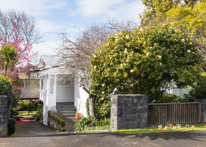  at 6 Lochiel Road, Remuera, Auckland