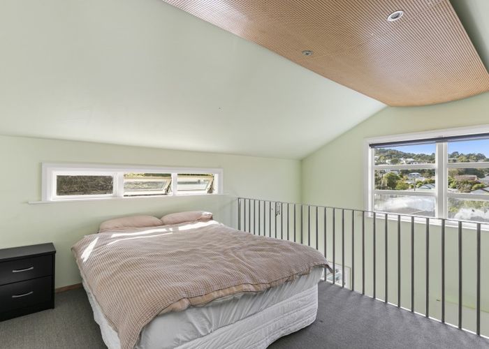  at 8 Darwin Street, Karori, Wellington