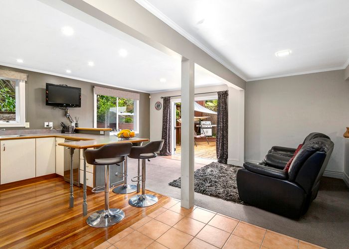  at 2/150 Tirohanga Road, Tirohanga, Lower Hutt