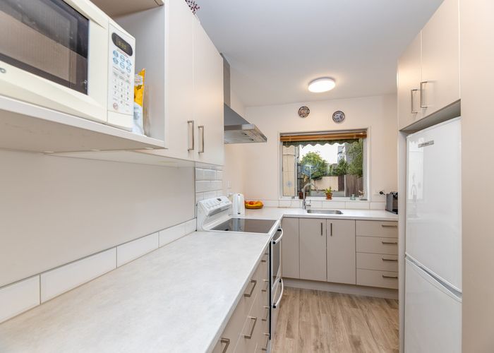  at 5/9 Rachel Place, Avonhead, Christchurch