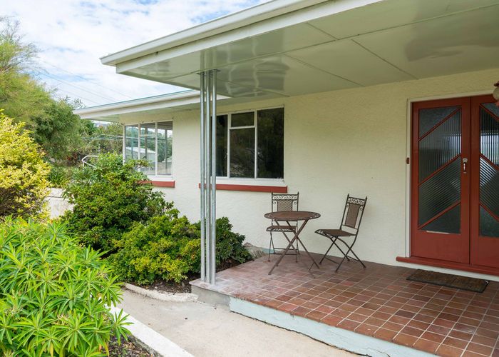  at 18 Chisholm Place, Tainui, Dunedin