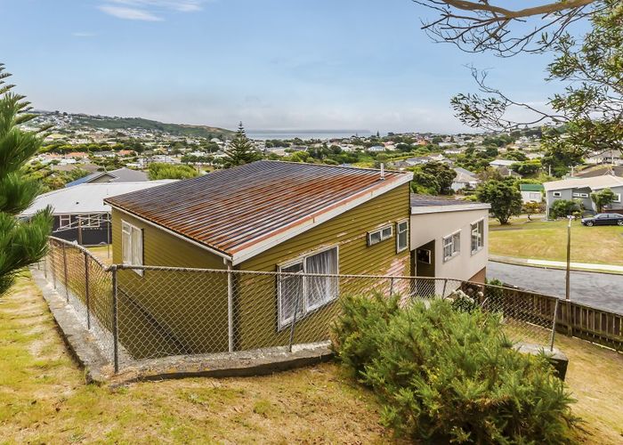  at 11 The Spinney, Titahi Bay, Porirua
