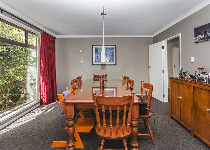  at 25 Plymouth Street, Karori, Wellington