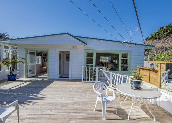  at 25 Donovan Road, Paraparaumu Beach, Paraparaumu