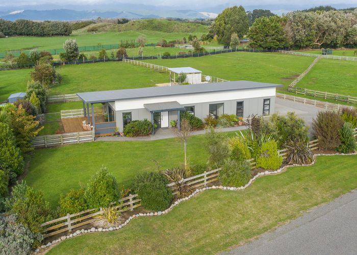  at 7 Grefor Lane, Waitarere, Levin