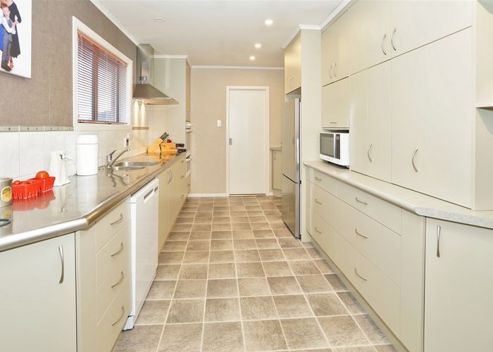  at 9 Cecil Street, St Andrews, Hamilton