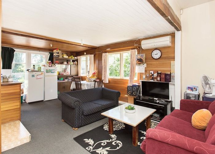  at 1/10 Rutherford Street, Woolston, Christchurch