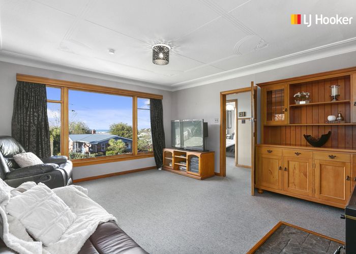  at 15 Aberfeldy Street, Lookout Point, Dunedin