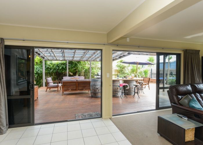  at 18 Clifton Road, Haumoana, Haumoana