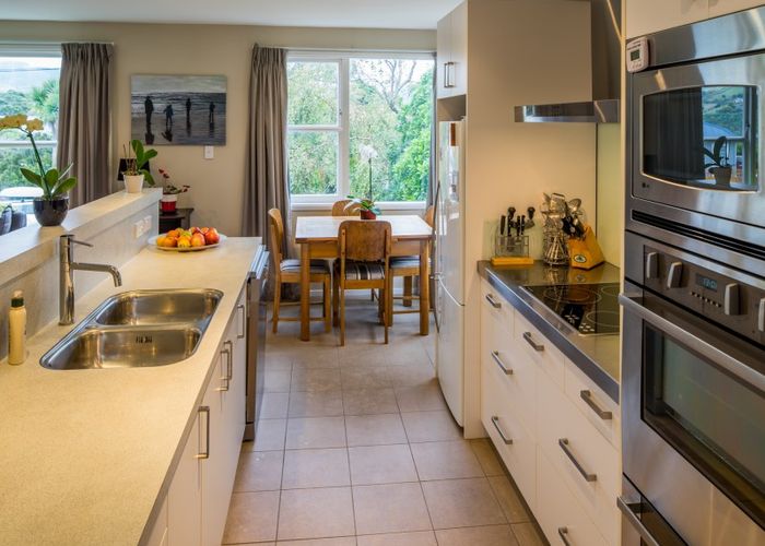 at 2A Olivia Crescent, Tawa, Wellington