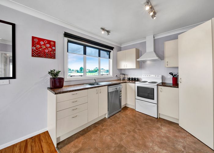  at 17 Hunter Street, Normanby, Hawera