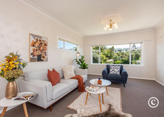  at 45 Raroa Terrace, Tawa, Wellington