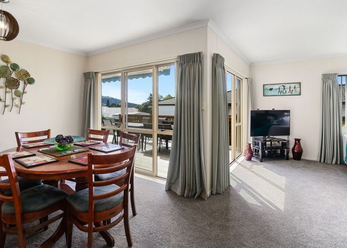  at 24 Carter Drive, Pomare, Rotorua