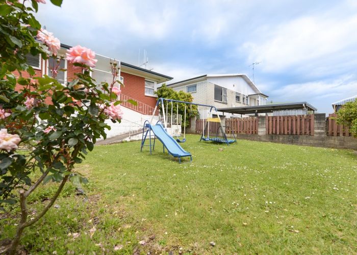 at 8 Hamblyn Crescent, Nawton, Hamilton