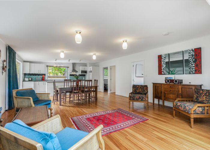  at 25 Hill Road, Palm Beach, Waiheke Island