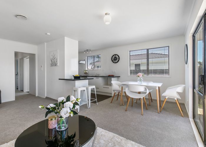  at 1/32 Coombe Avenue, Otara, Auckland