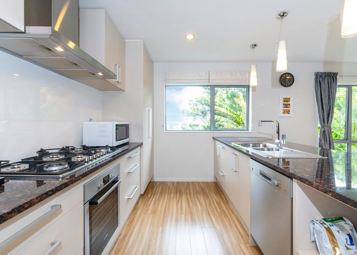  at 104 Tiriwa Drive, Massey, Auckland