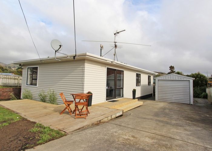  at 14 Driver Crescent, Cannons Creek, Porirua