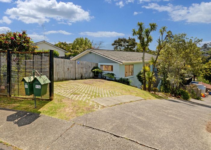  at 1/11 Portobello Place, Torbay, Auckland