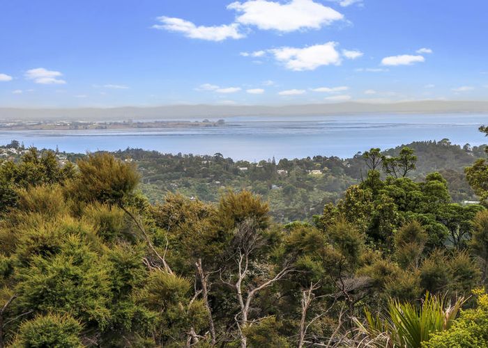  at 280 Shaw Road, Titirangi, Auckland