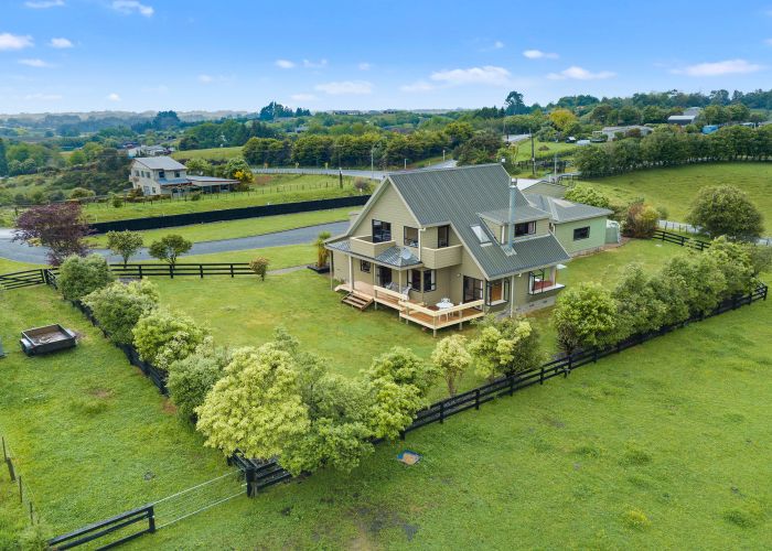  at 7 Lockerbie Lane, Whatawhata