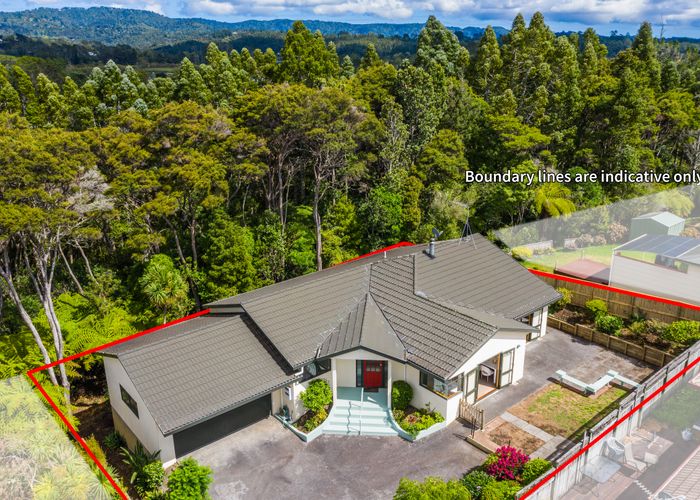  at 208B Glengarry Road, Glen Eden, Auckland