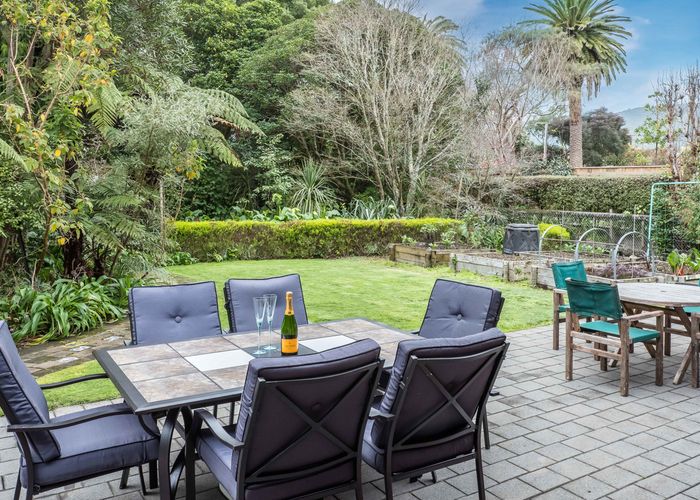  at 247 Te Moana Road, Waikanae
