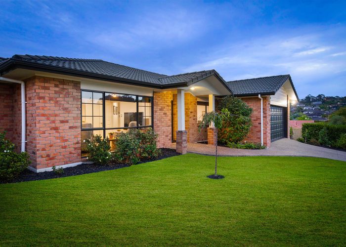  at 30 Hercules Drive, Henderson, Auckland