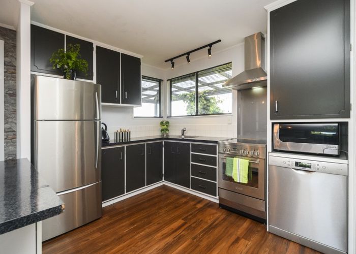  at 20 Leander Place, Milson, Palmerston North