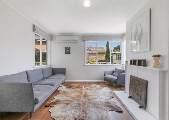 at 11 Winstone Road, Mount Roskill, Auckland