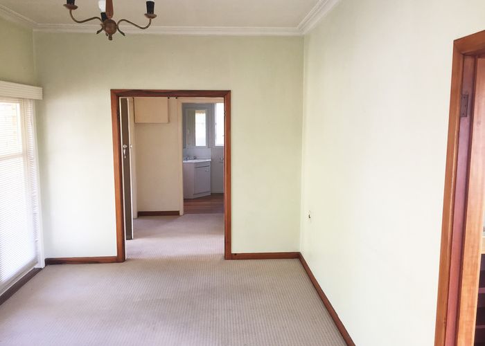 at 12 Alison Street, Hamilton Lake, Hamilton