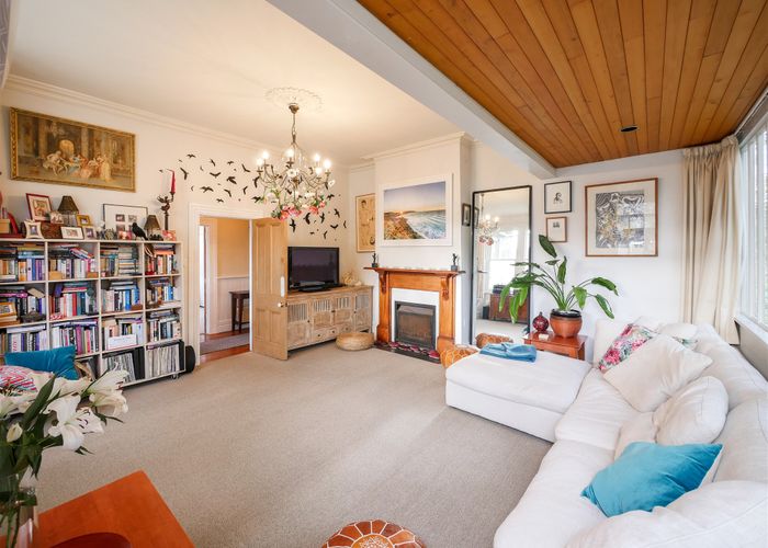  at 24 Albert Street, Saint Clair, Dunedin