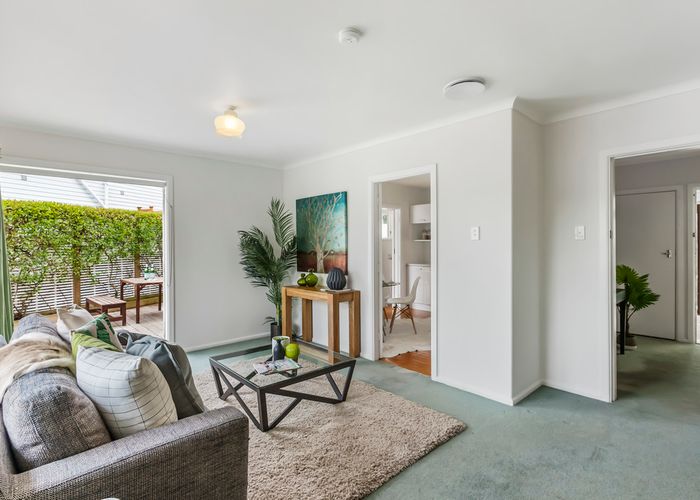  at 70 Temple Street, Meadowbank, Auckland