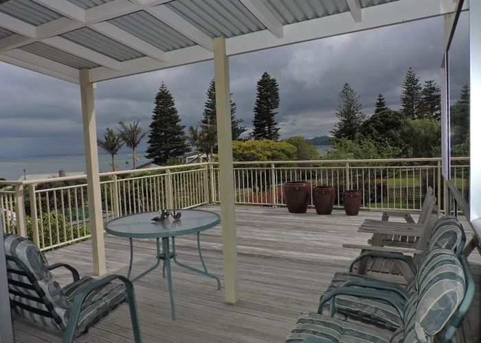  at 9 Patui Avenue, Thornton Bay