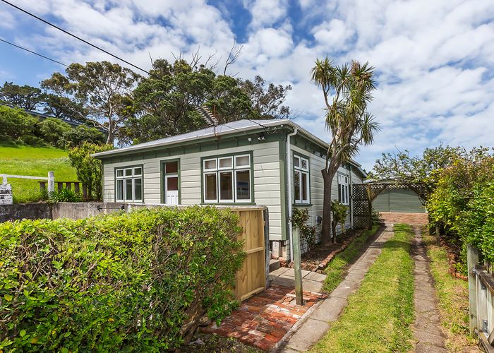  at 118 Mein Street, Newtown, Wellington