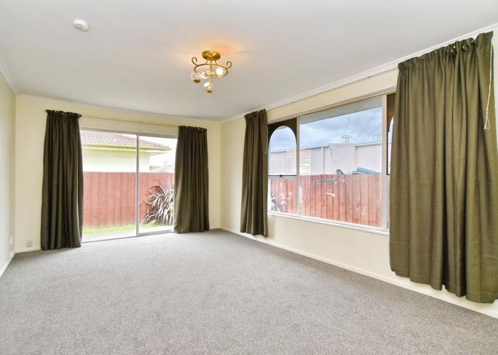  at 4/58 Epsom Road, Sockburn, Christchurch